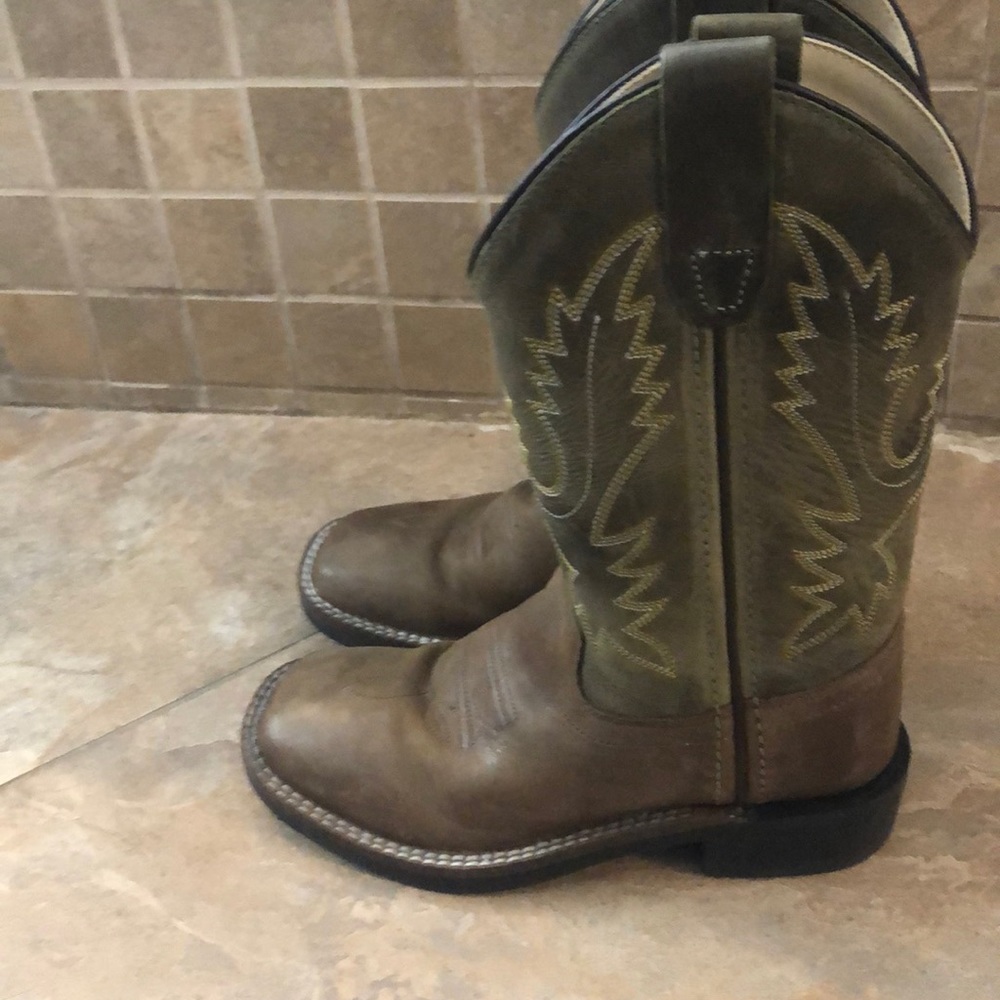 Little boys cowboy boots